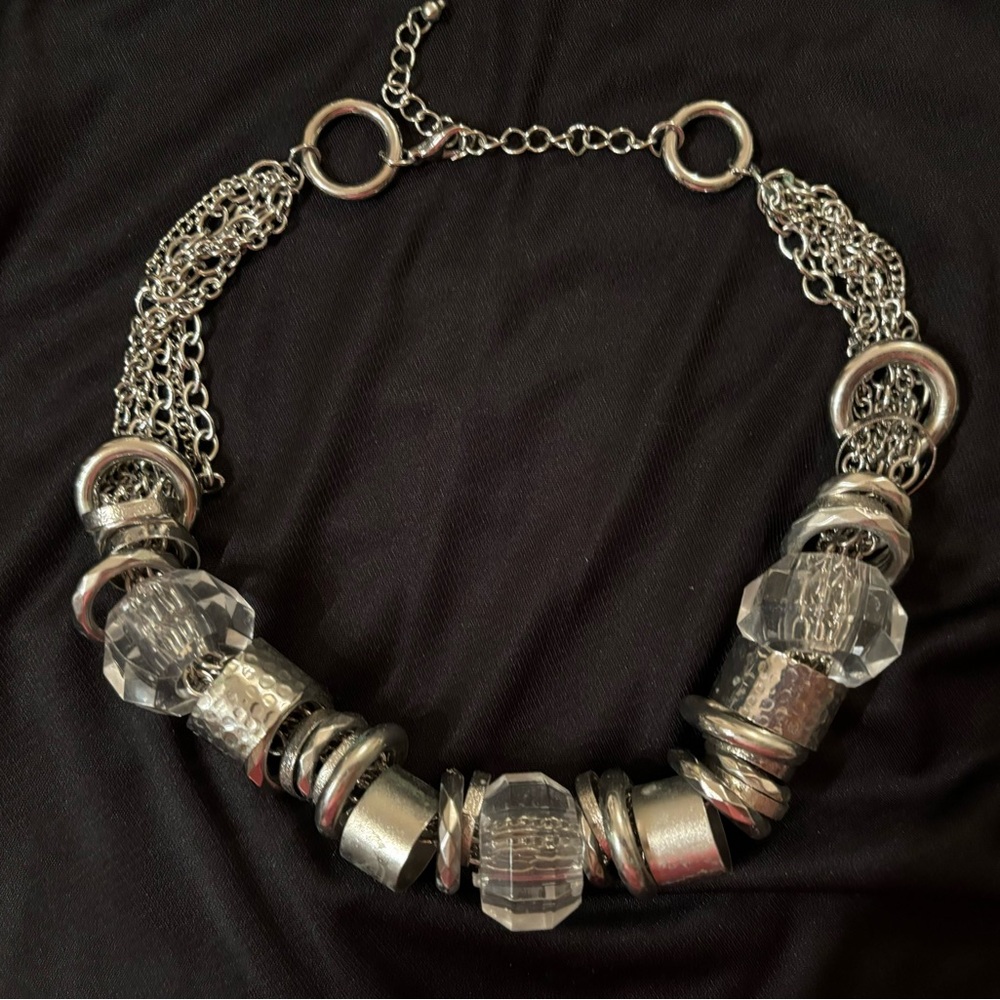 Chunky silver necklace